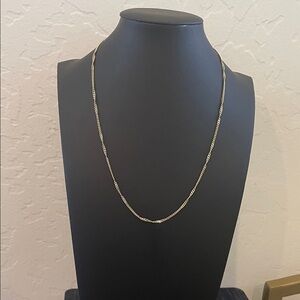Elegant Gold color Chain Necklace